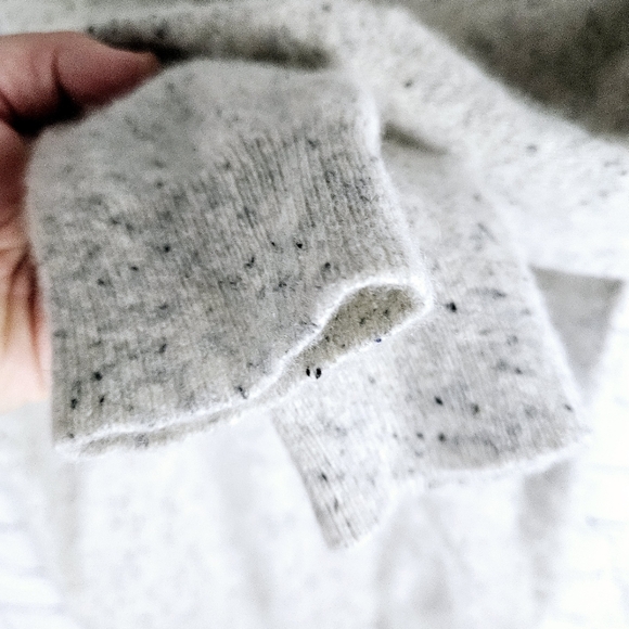 CHARTER CLUB LUXURY | cashmere knit long sleeve crewneck sweater - Picture 5 of 5